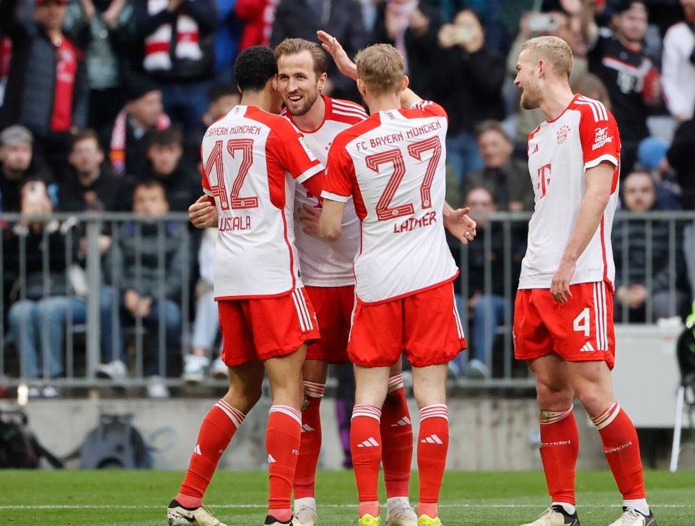 4月4日德甲焦点战：弗赖堡迎战拜仁慕尼黑，斯图加特主场抗衡多特蒙德